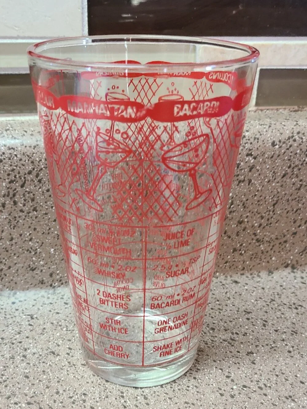 VTG Irvinware Cocktail Maker Glass 24oz MCM Decor Kitchen Bar USA Drink Recipes